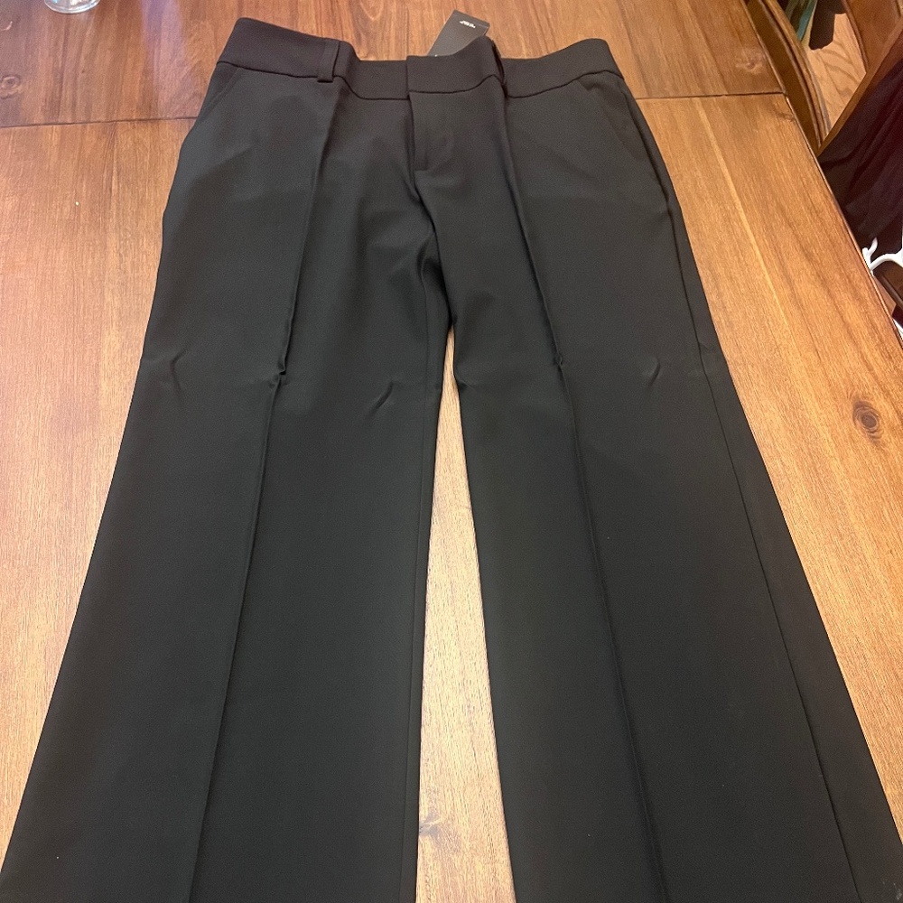 Wide leg black pants.